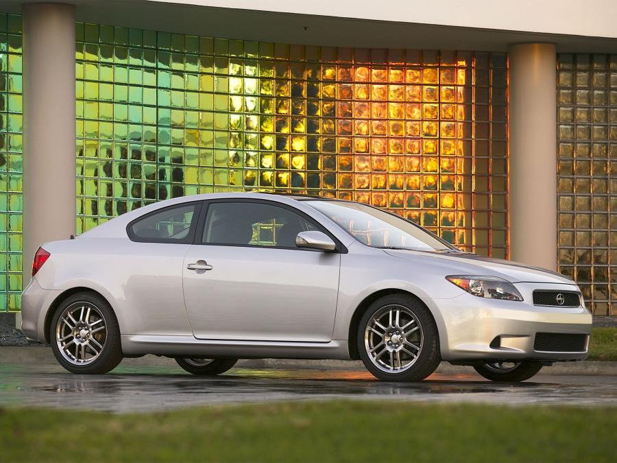  Scion tC 2005 года  (фото 3 из 130)